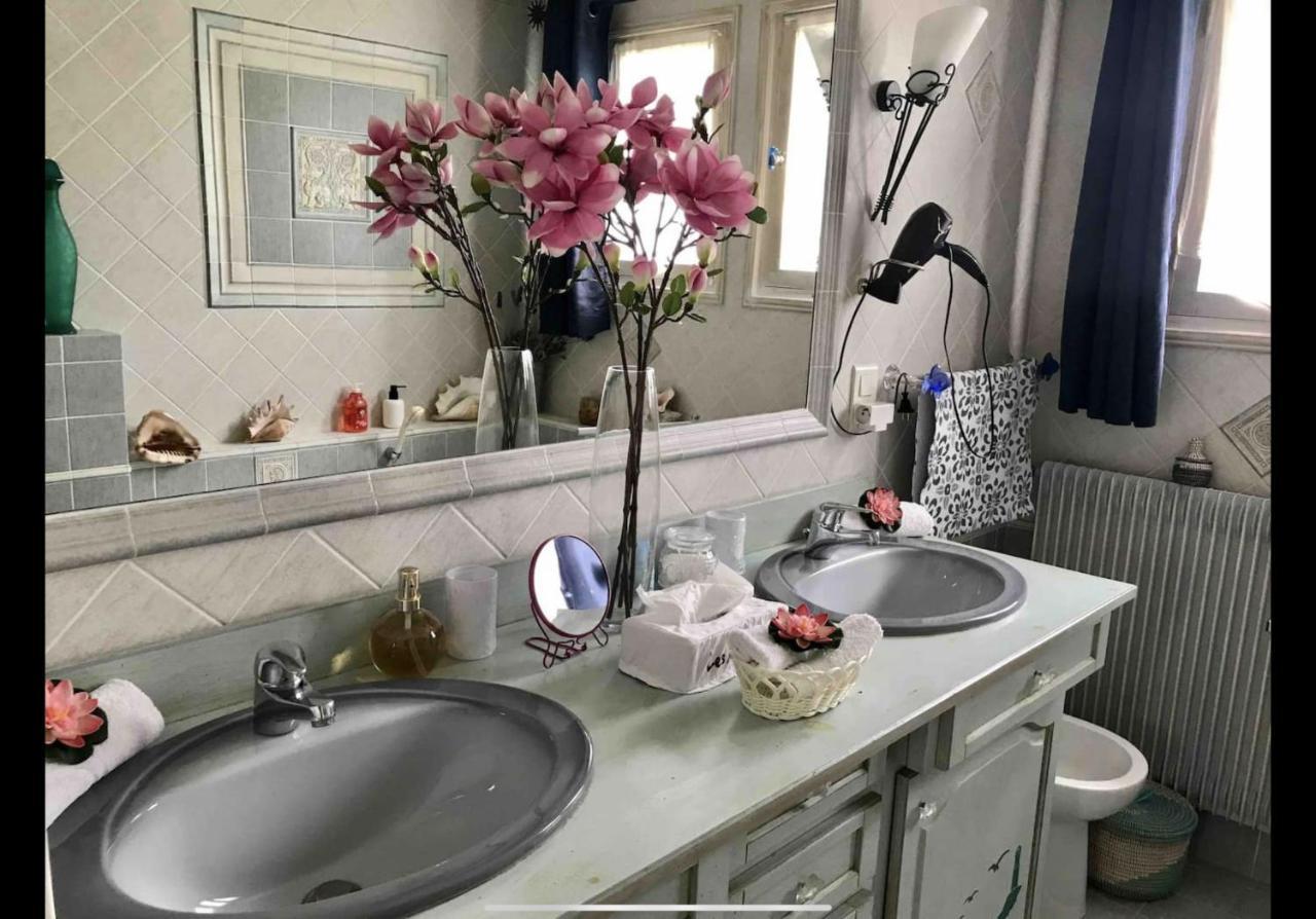 Suite Romantique Et Chambre Baroque A St Paul De Vence Exterior photo