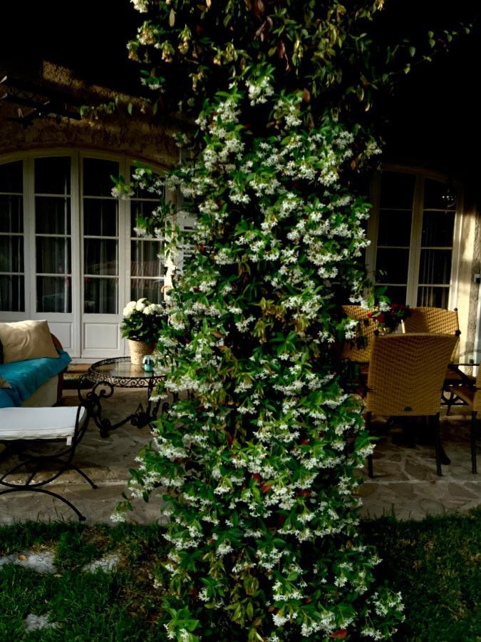 Suite Romantique Et Chambre Baroque A St Paul De Vence Exterior photo